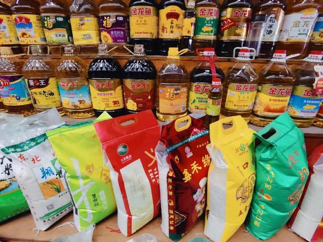 南京人众彩“菜篮子”稳稳的 粮油蔬果水产全保障，农产品供应充足有序